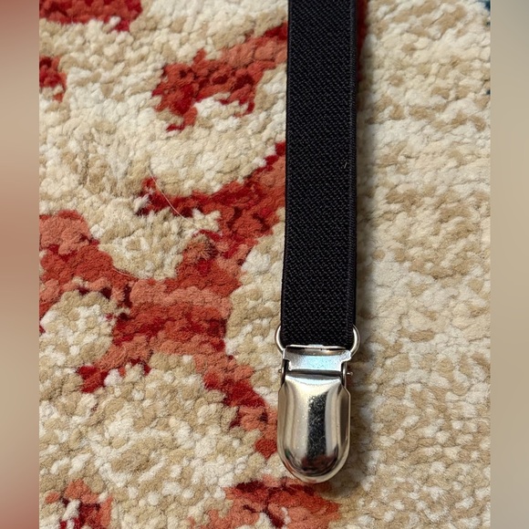 Pearl and Rhinestone Suspenders - Picture 5 of 6